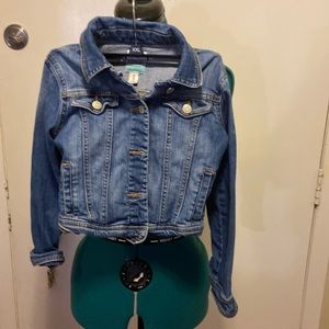 Old Navy kids Jean Jacket Med (8) Metal Buttons front & Pockets & Sleeves